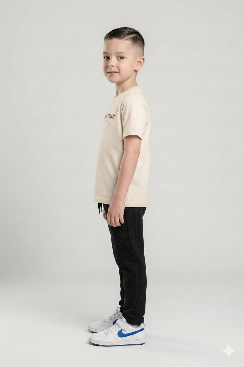 Boys Black Regular Fit Typography Joggers
