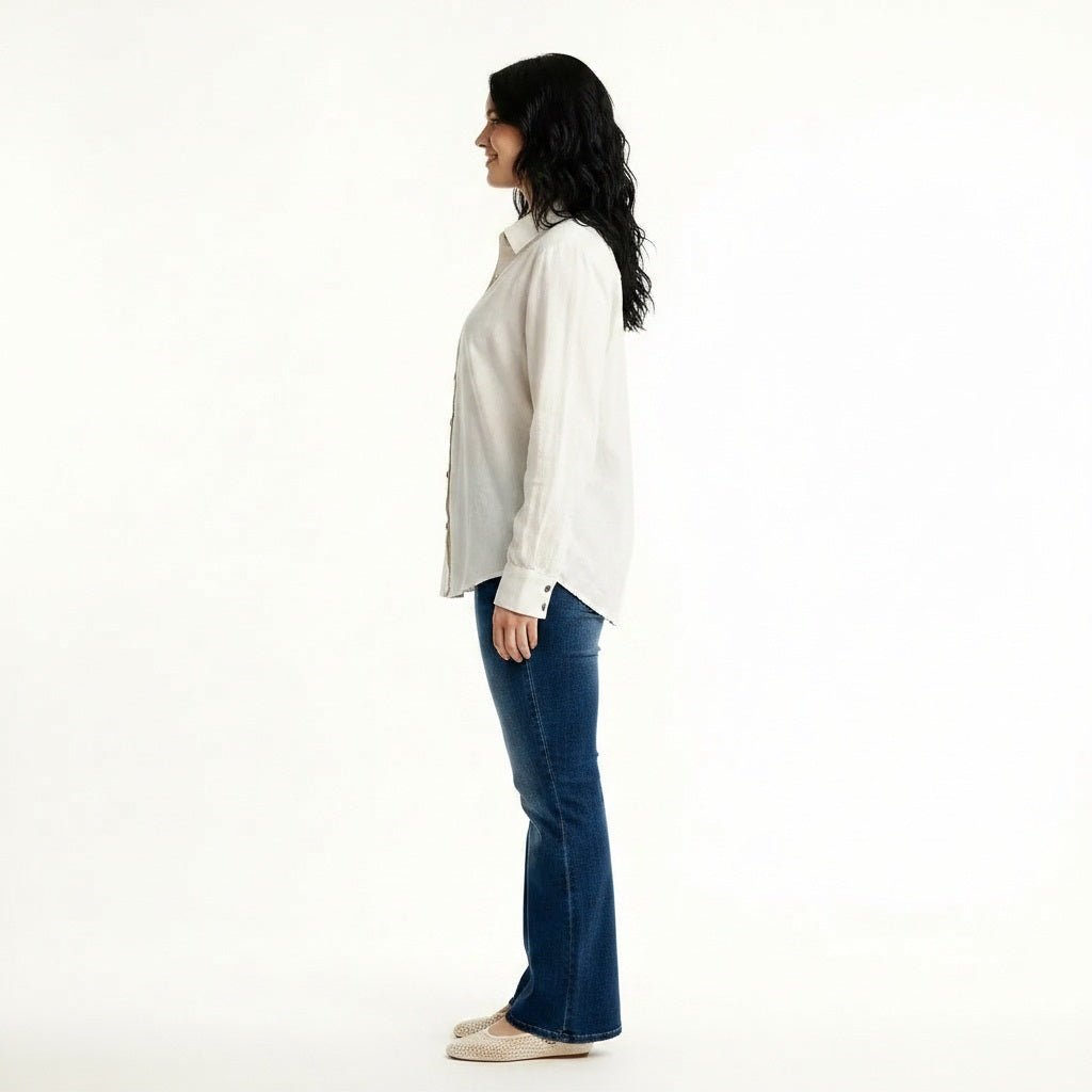 Women Dirt Blue Bootcut Mid-Rise Light Fade Stretchable Jeans