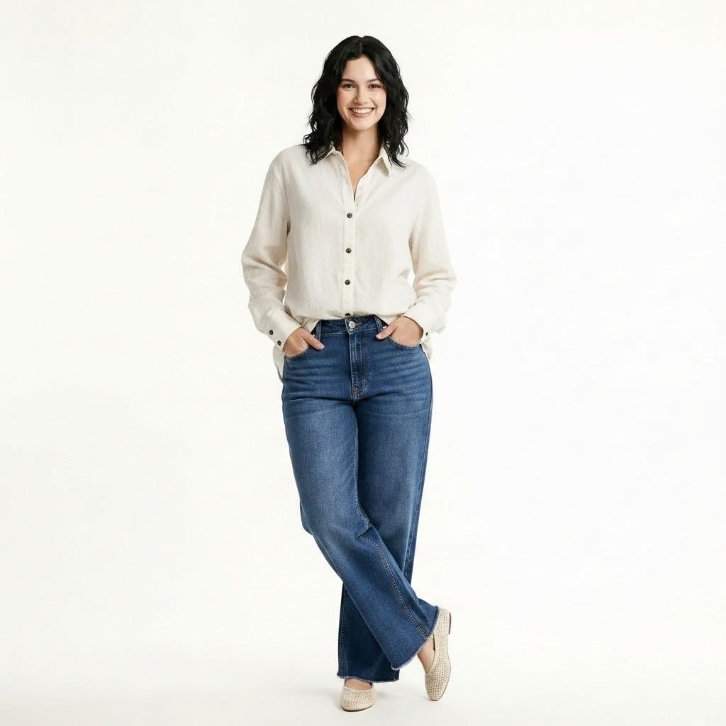 Women Urban Straight Fit Mid-Rise Light Fade Stretchable Jeans