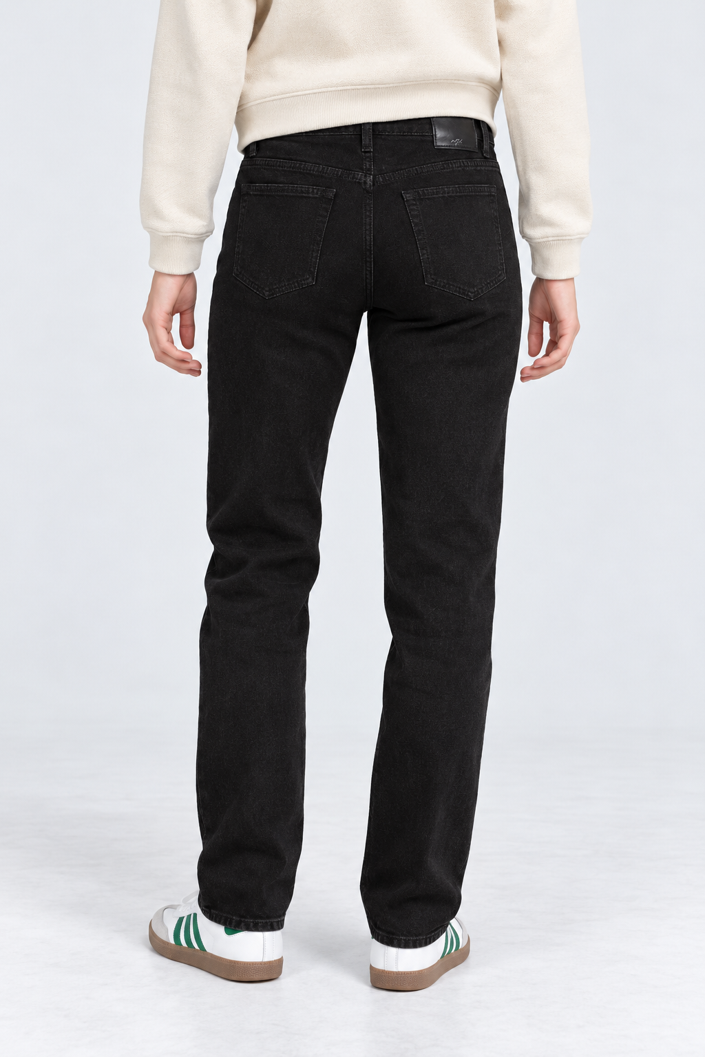 Women’s Black Straight Fit Jeans | Classic Denim