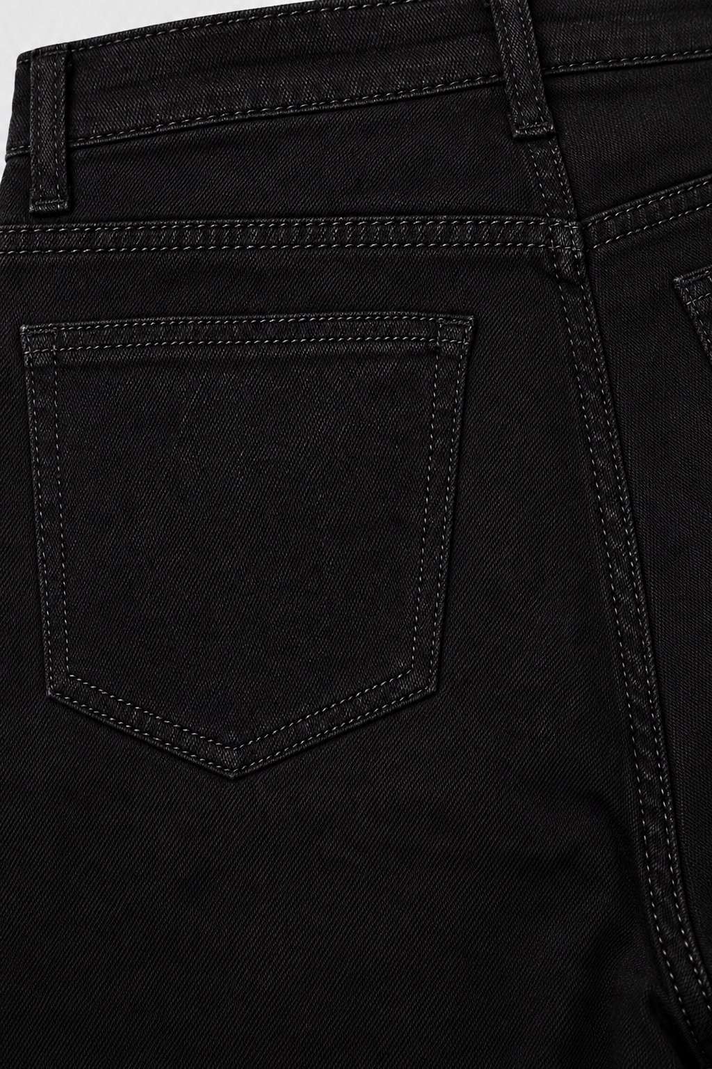 Women’s Black Straight Fit Jeans | Classic Denim