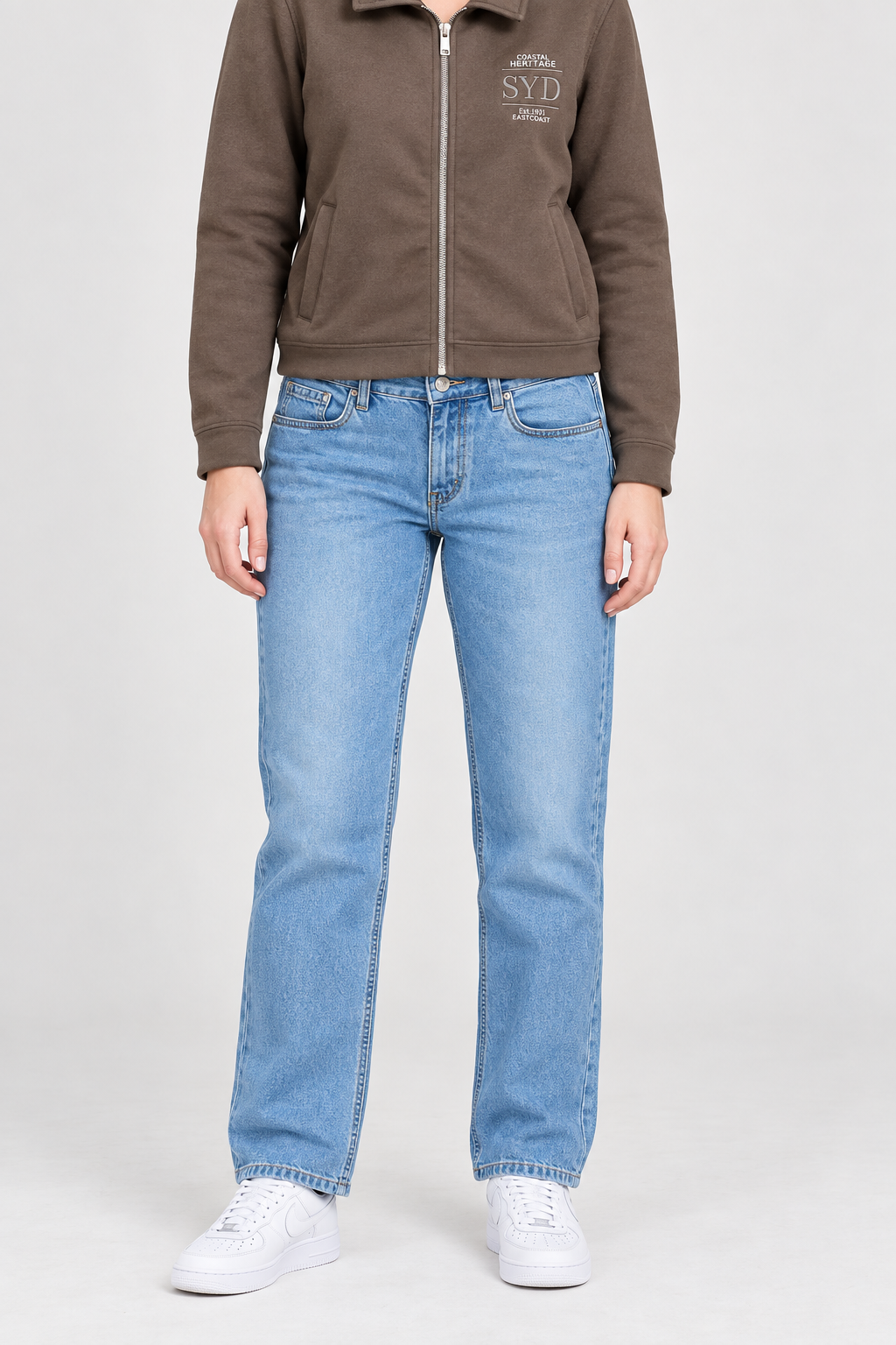 Women’s Light Blue Denim Straight Fit Jeans – Classic Everyday Full-Length Jeans