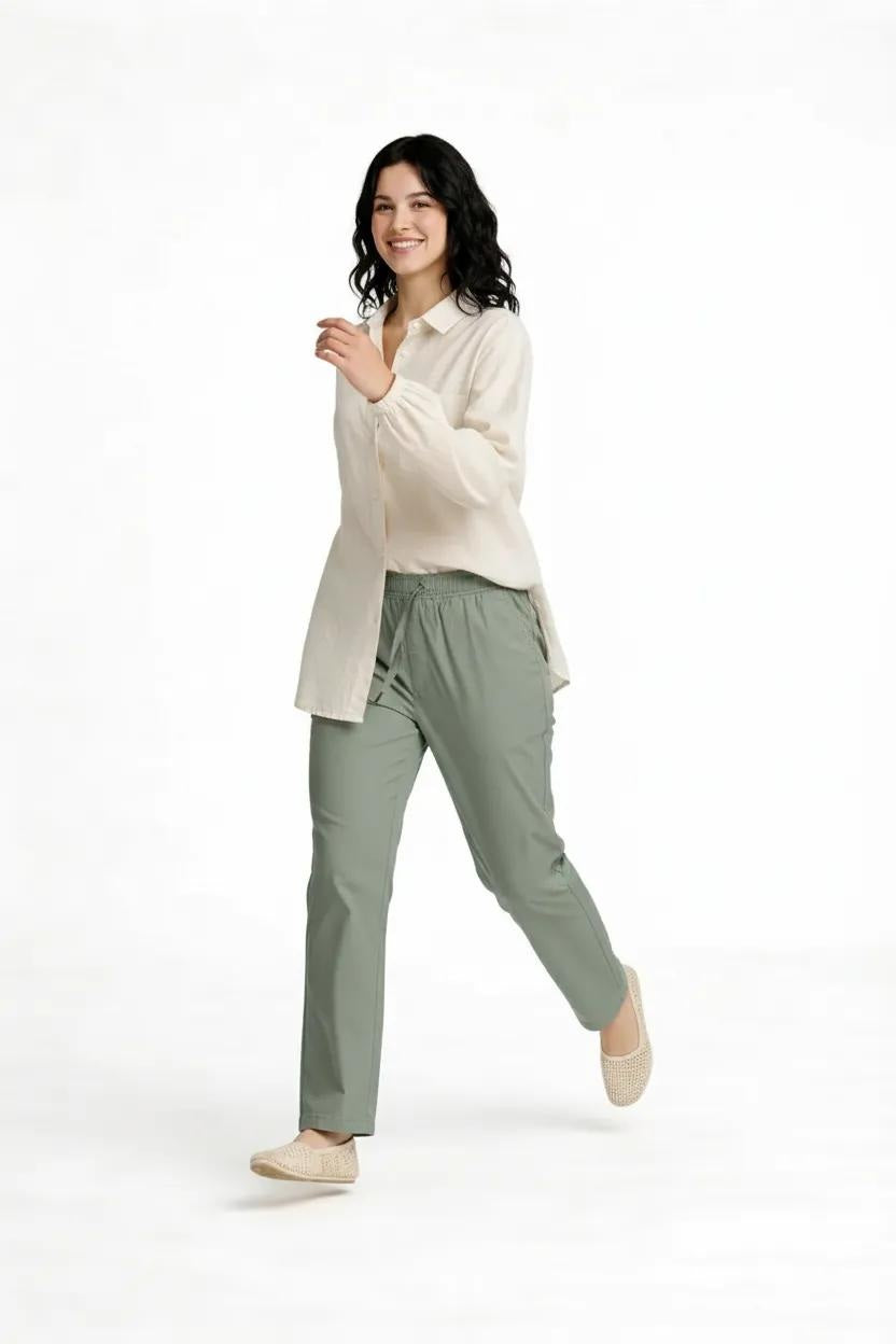 METTLE Women Sage Regular Fit Track Pants