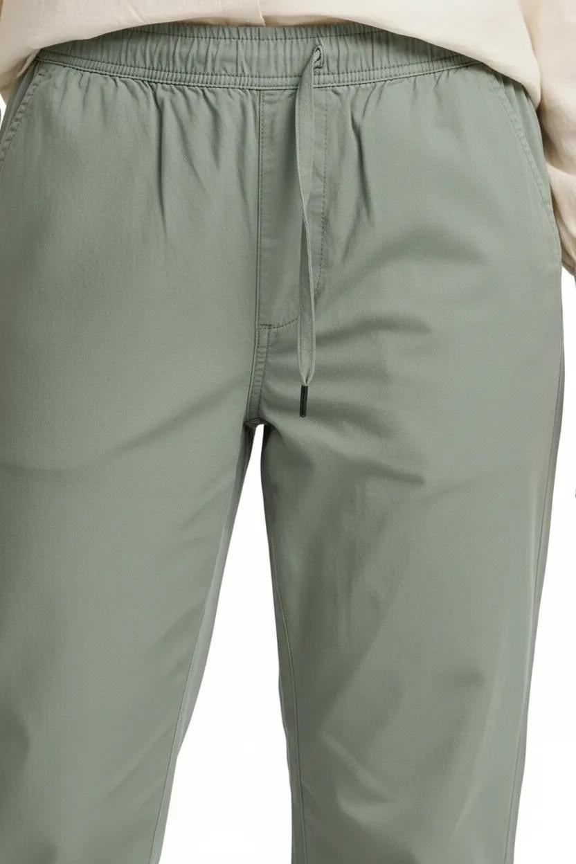 METTLE Women Sage Regular Fit Track Pants