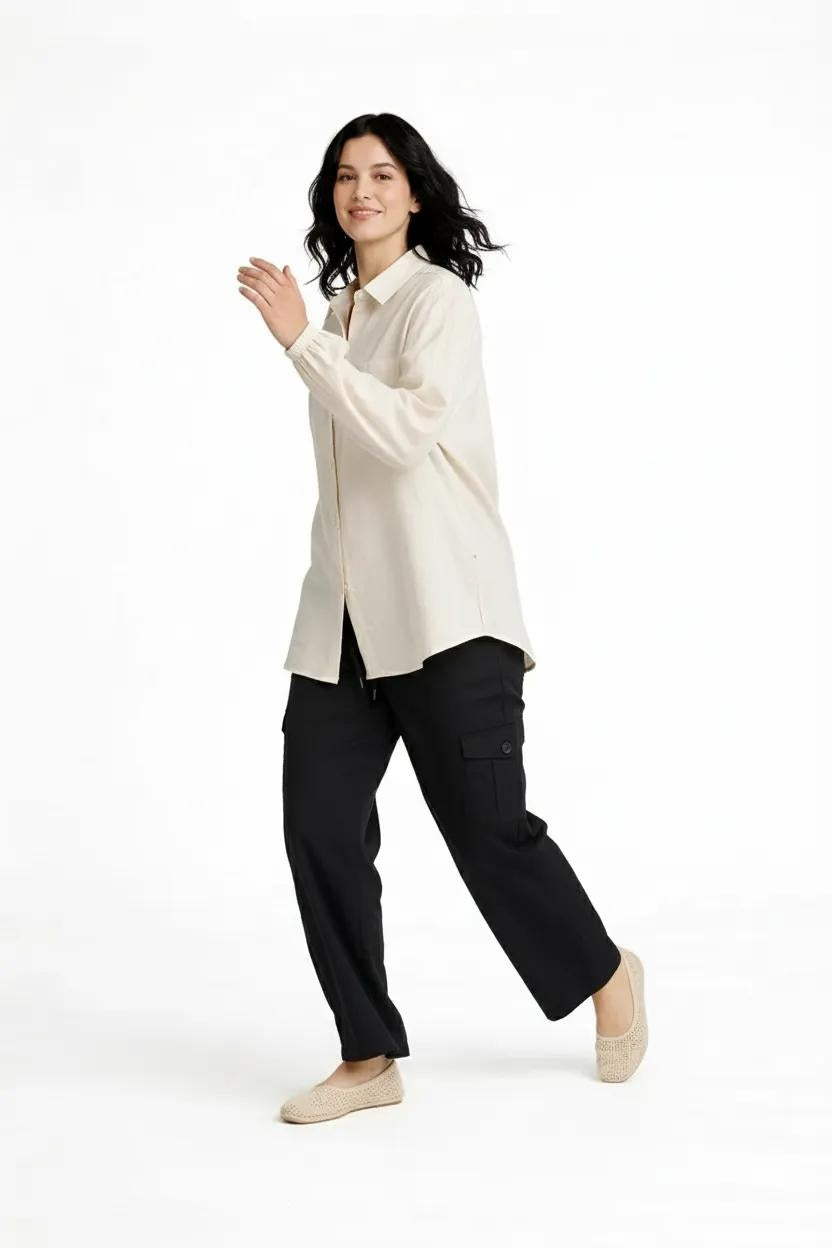 METTLE Women Black Regular Fit Track Pants