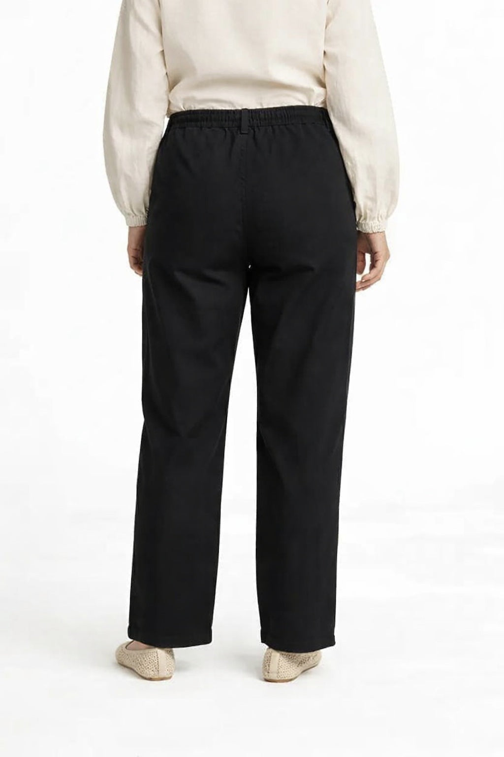 METTLE Women Regular Fit Track Pants