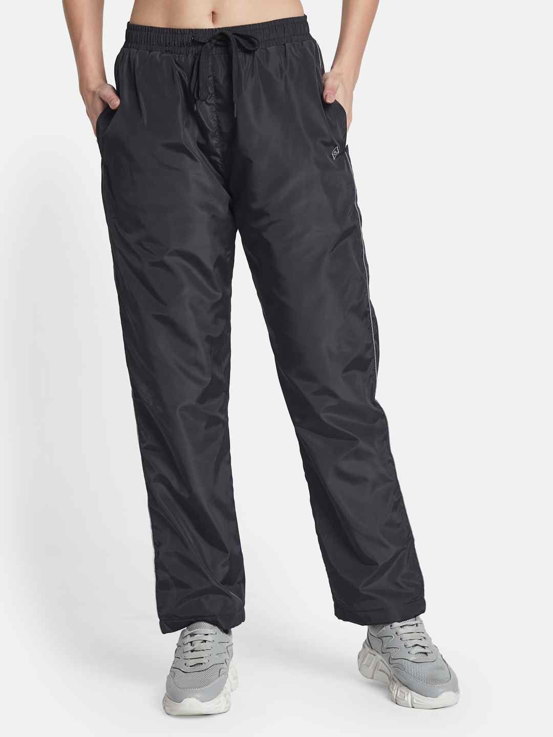 METTLE Women Regular Fit Mid Rise Cotton Track Pants