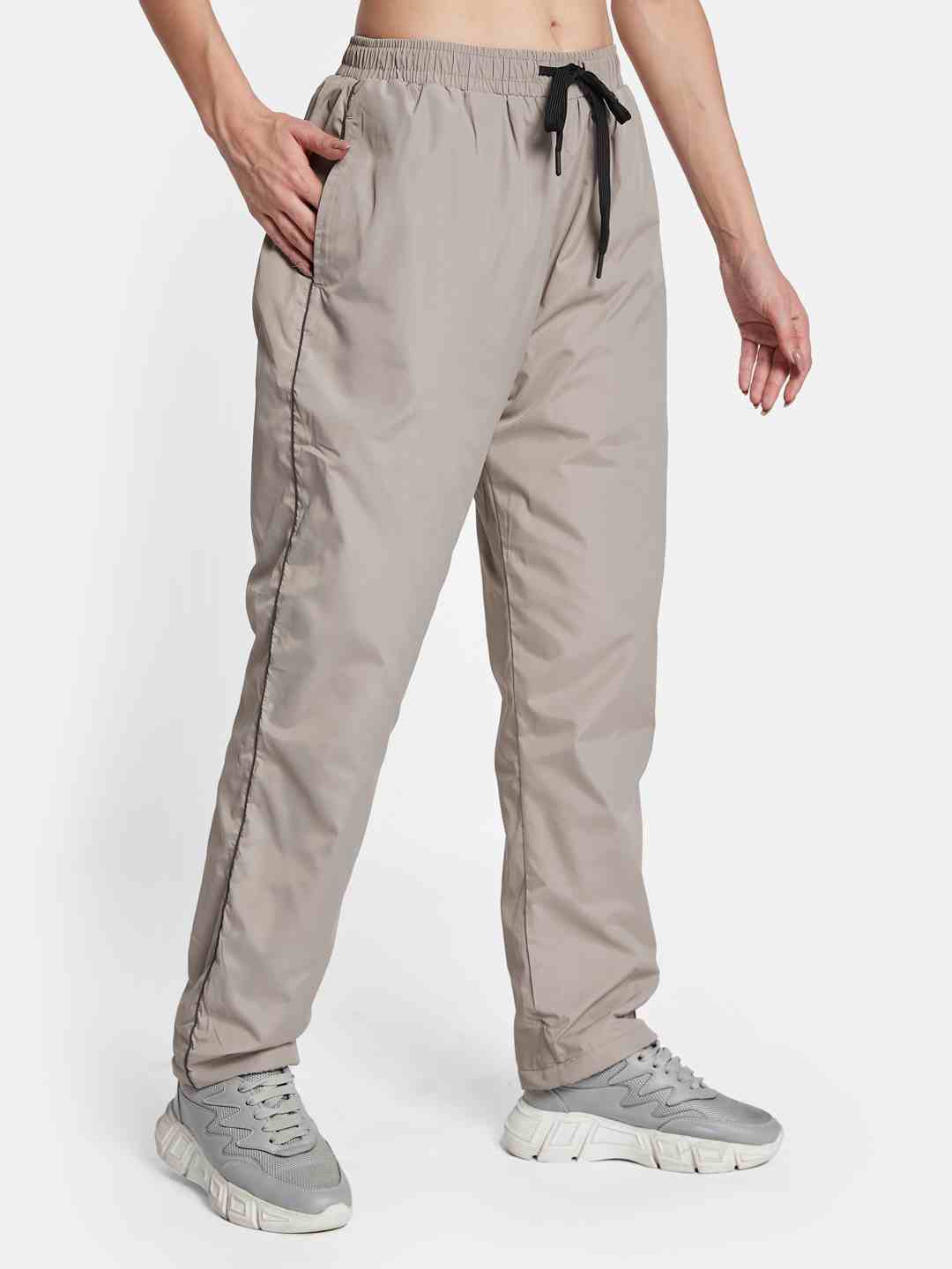 METTLE Women Regular Fit Cotton Track Pants