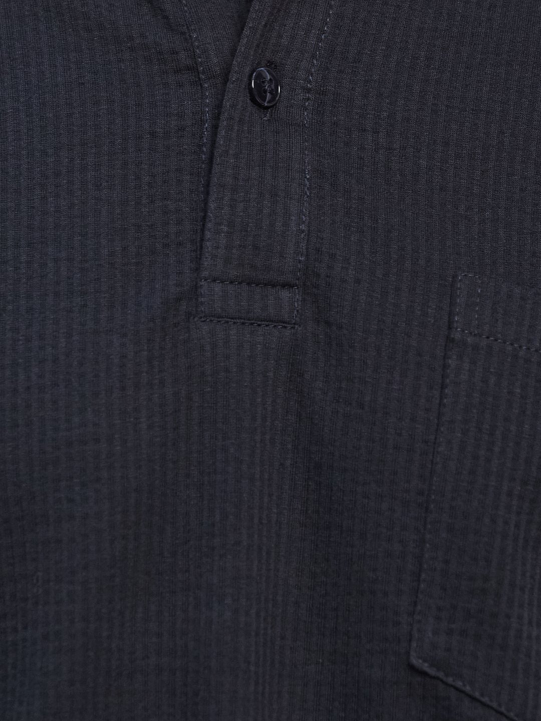 SOLID POLO NECK FRONT OPEN POCKET  SEER SUCKER T-SHIRT
