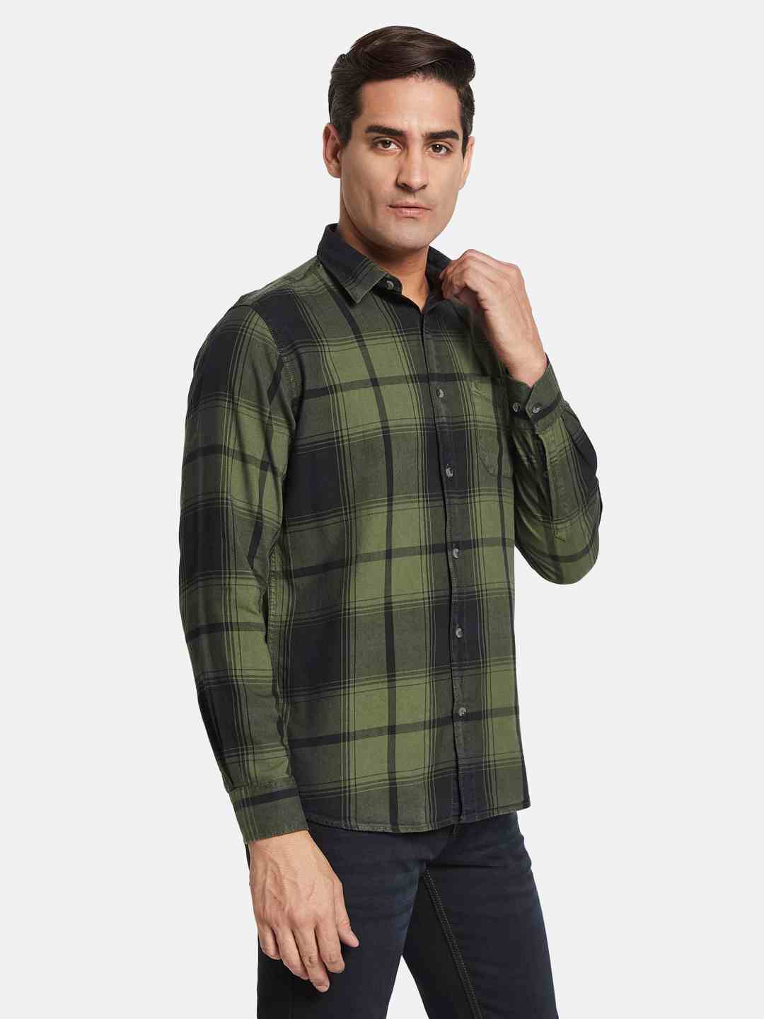 METTLE Men Multi Stripes Opaque Striped Casual Shirt