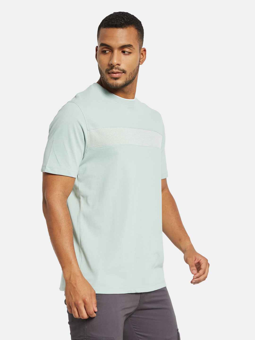 Octave Men Colourblocked T-shirt