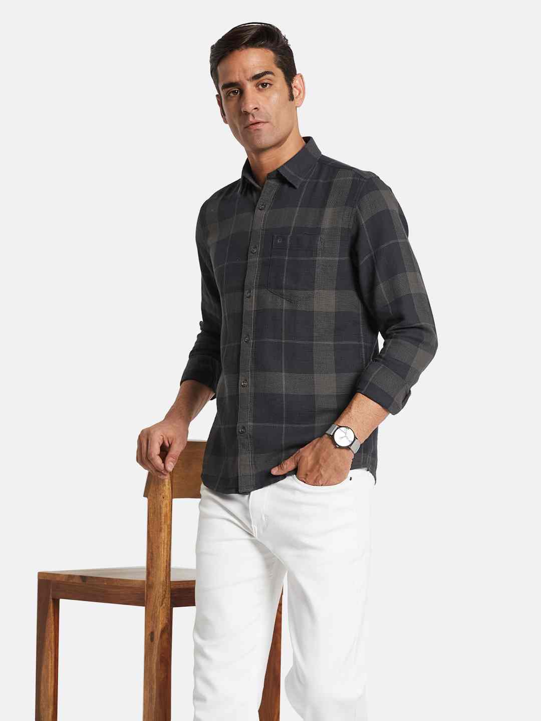 METTLE Men Opaque Checked Casual Shirt