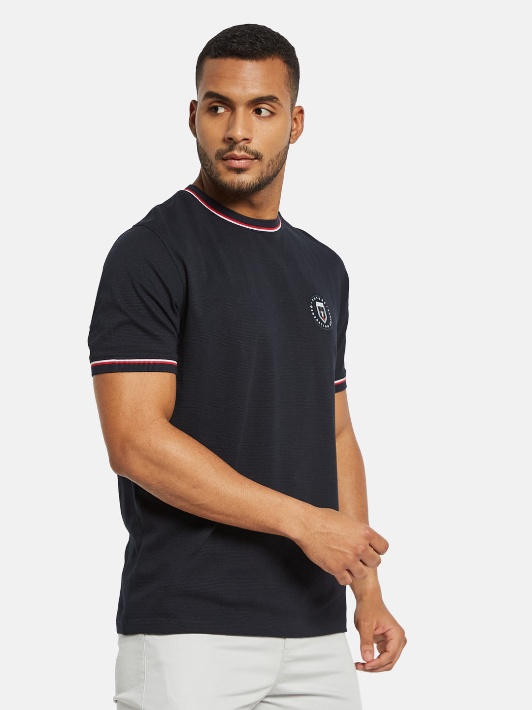 Octave Men T-shirt
