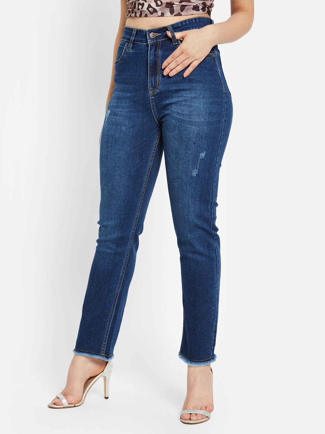 METTLE Women Straight Fit Light Fade Mid-Rise Stretchable Jeans