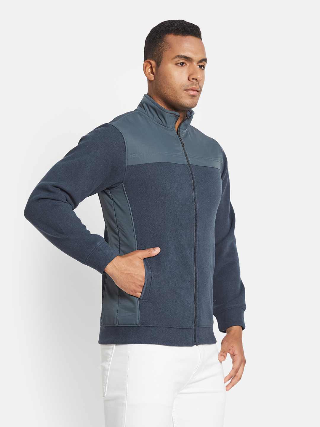 Octave Men Colourblocked Sweatshirt