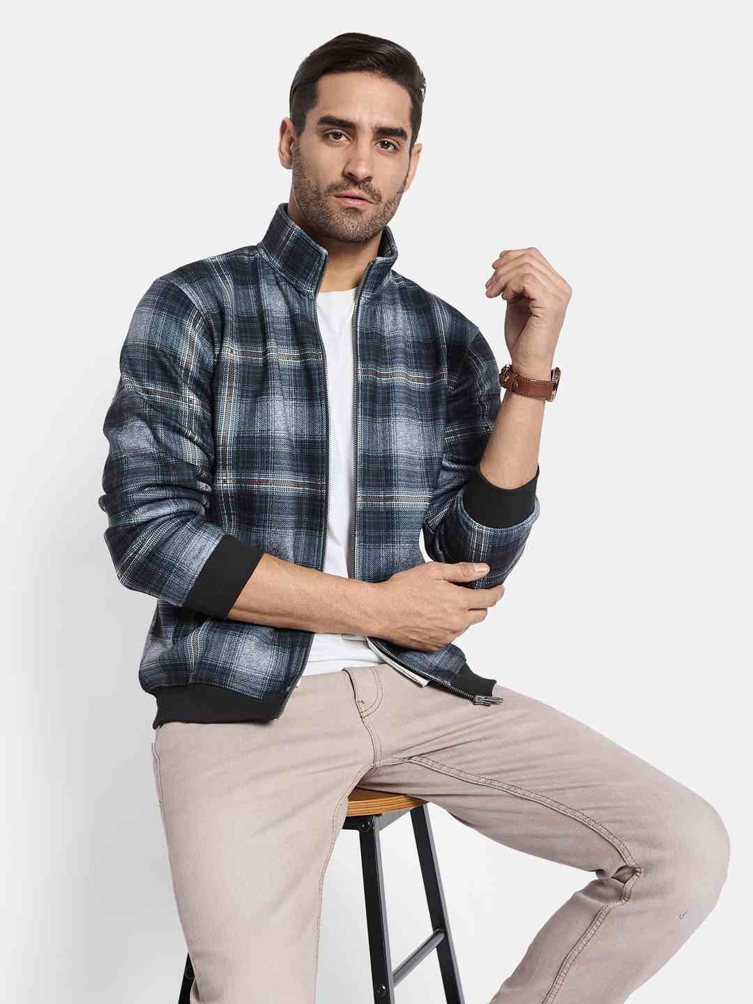 Octave Men Colourblocked Sweatshirt
