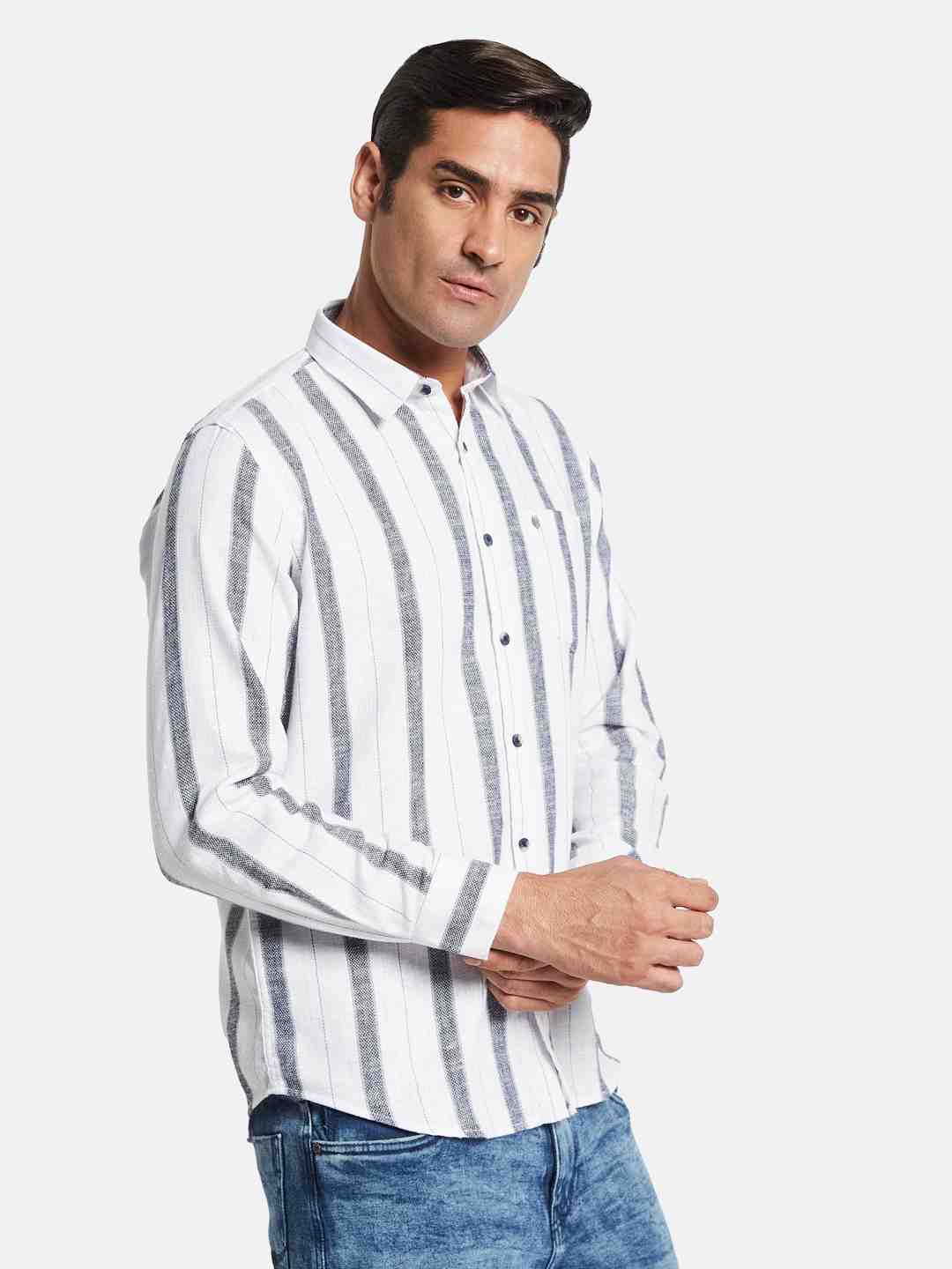 METTLE Men Multi Stripes Opaque Striped Casual Shirt