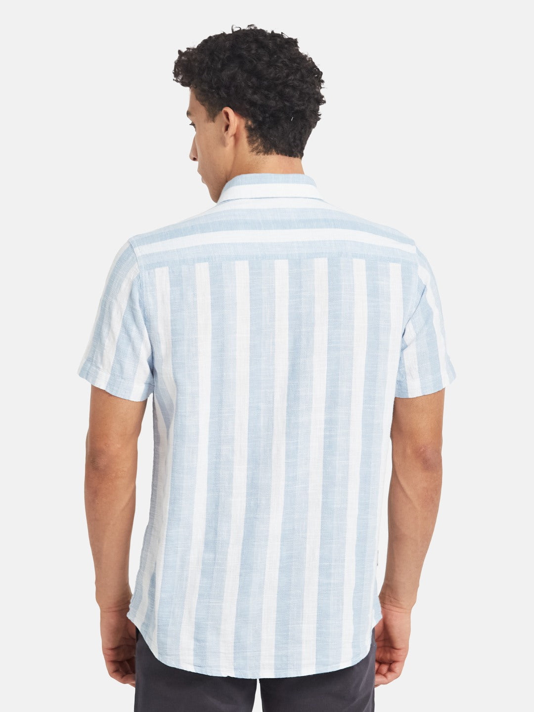 METTLE Men Vertical Striped Spread Collar Cotton Casual Shirt