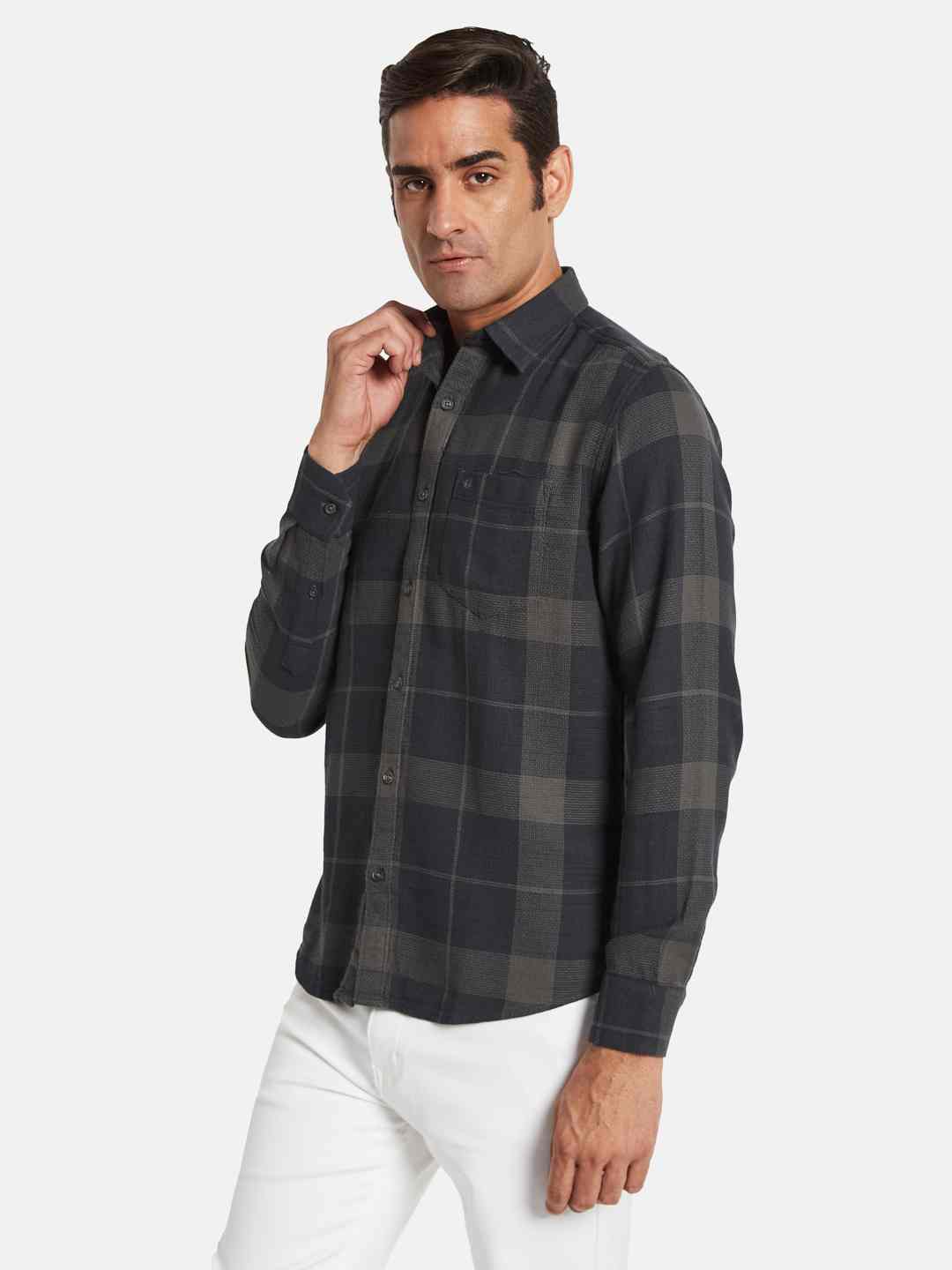 METTLE Men Opaque Checked Casual Shirt