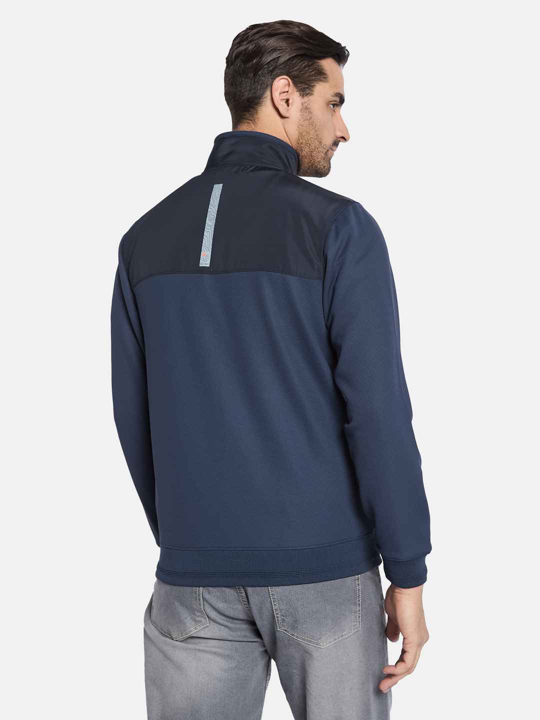 Octave Men Colourblocked Front-Open Sweatshirt