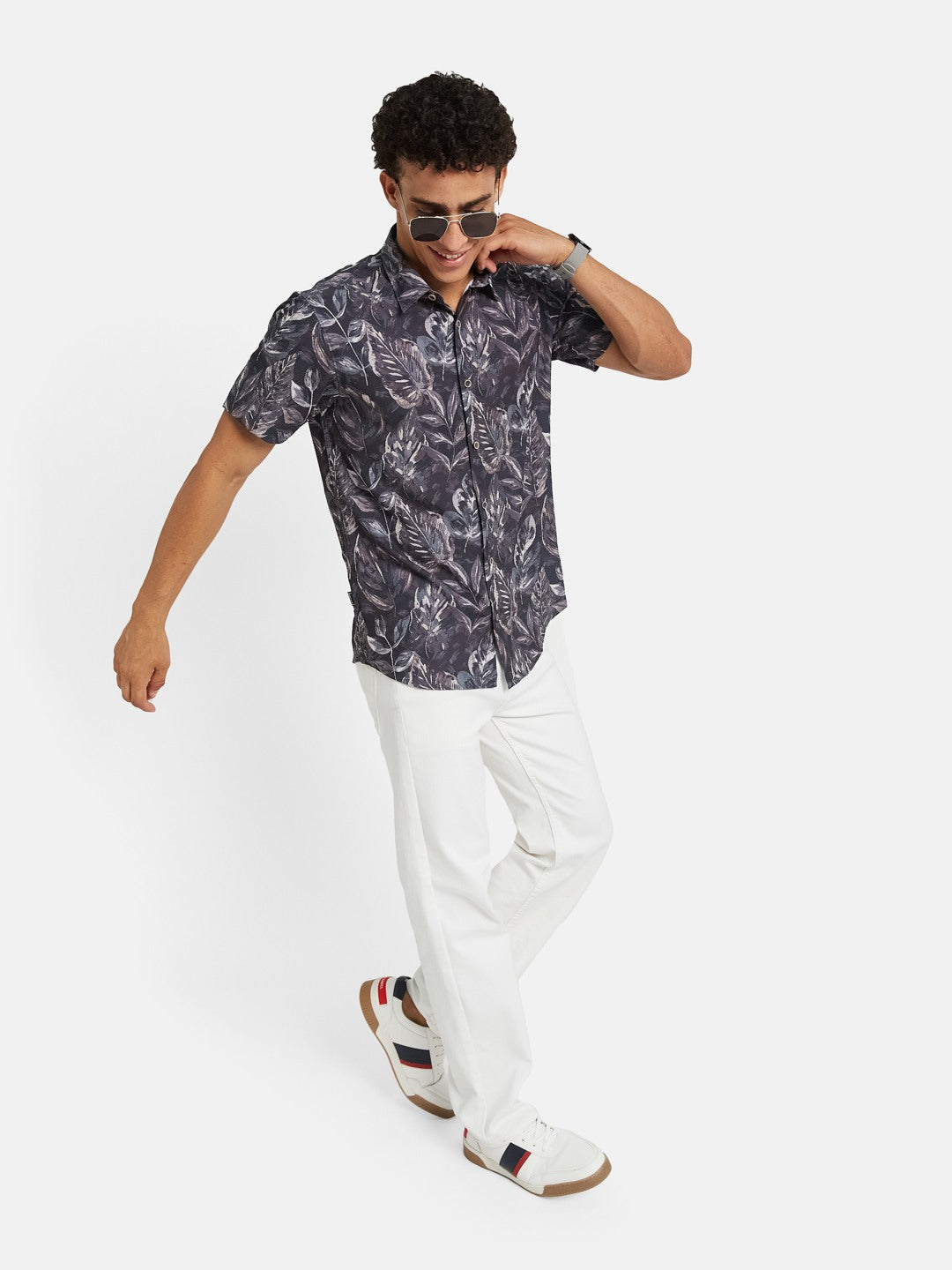 METTLE Men Floral Printed Spread Collar Cotton Casual Shirt