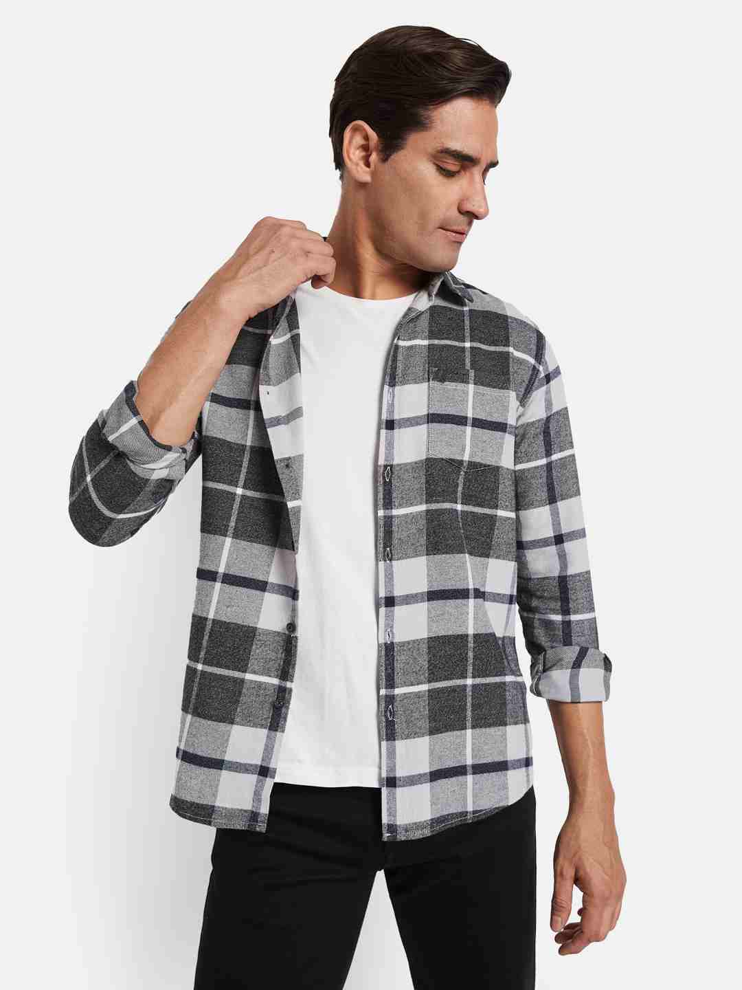 METTLE Men Opaque Colourblocked Casual Shirt