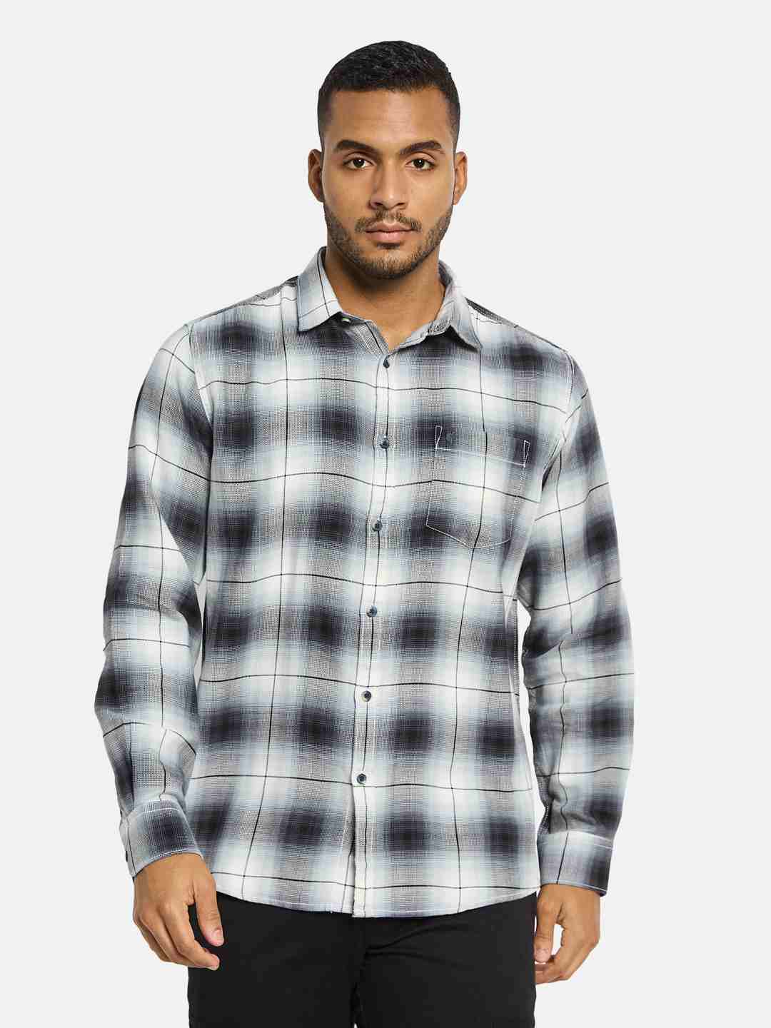 METTLE Men Opaque Checked Casual Shirt