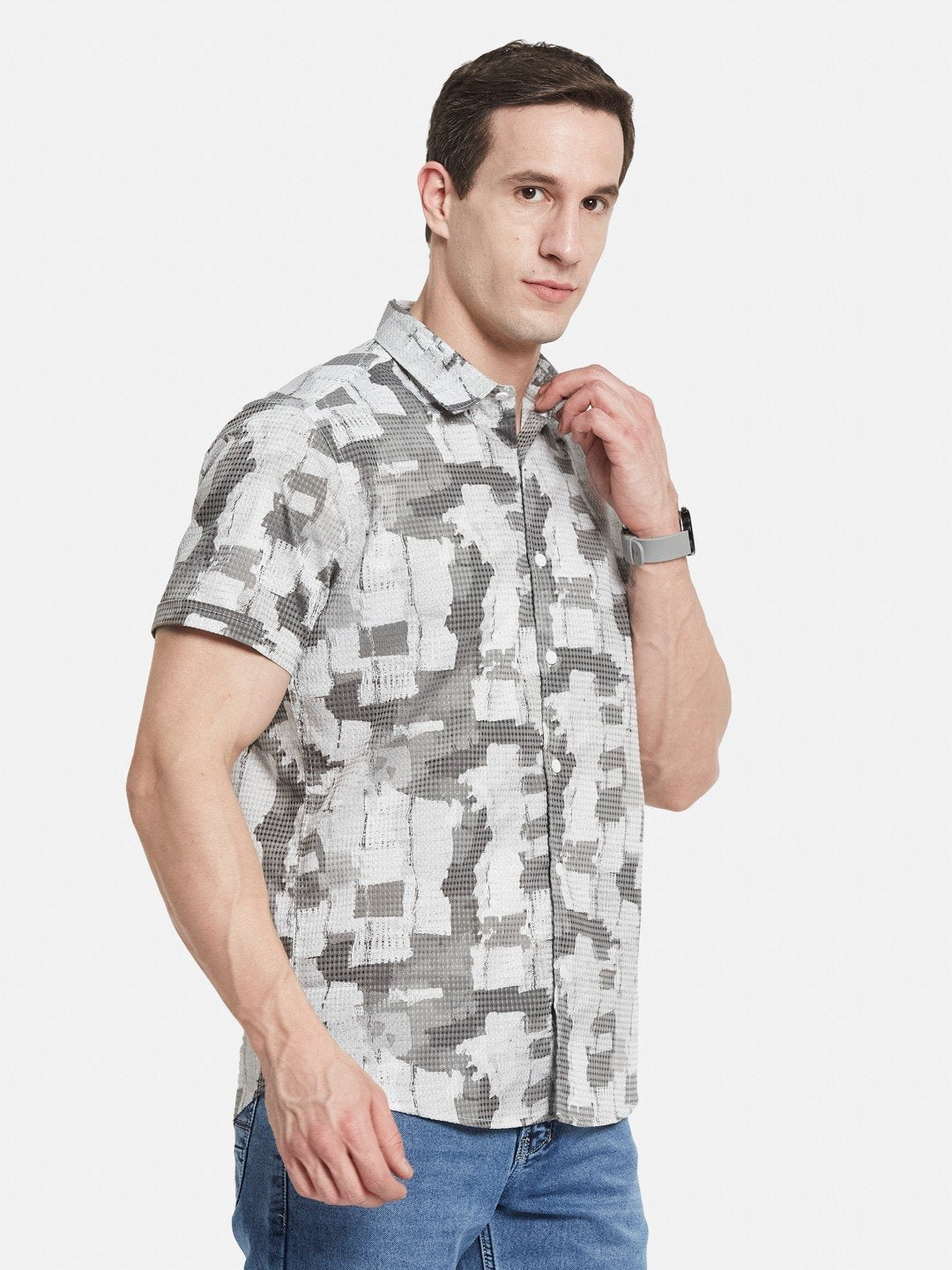 METTLE Men Spread Collar Abstract Printed Cotton Casual Shirt