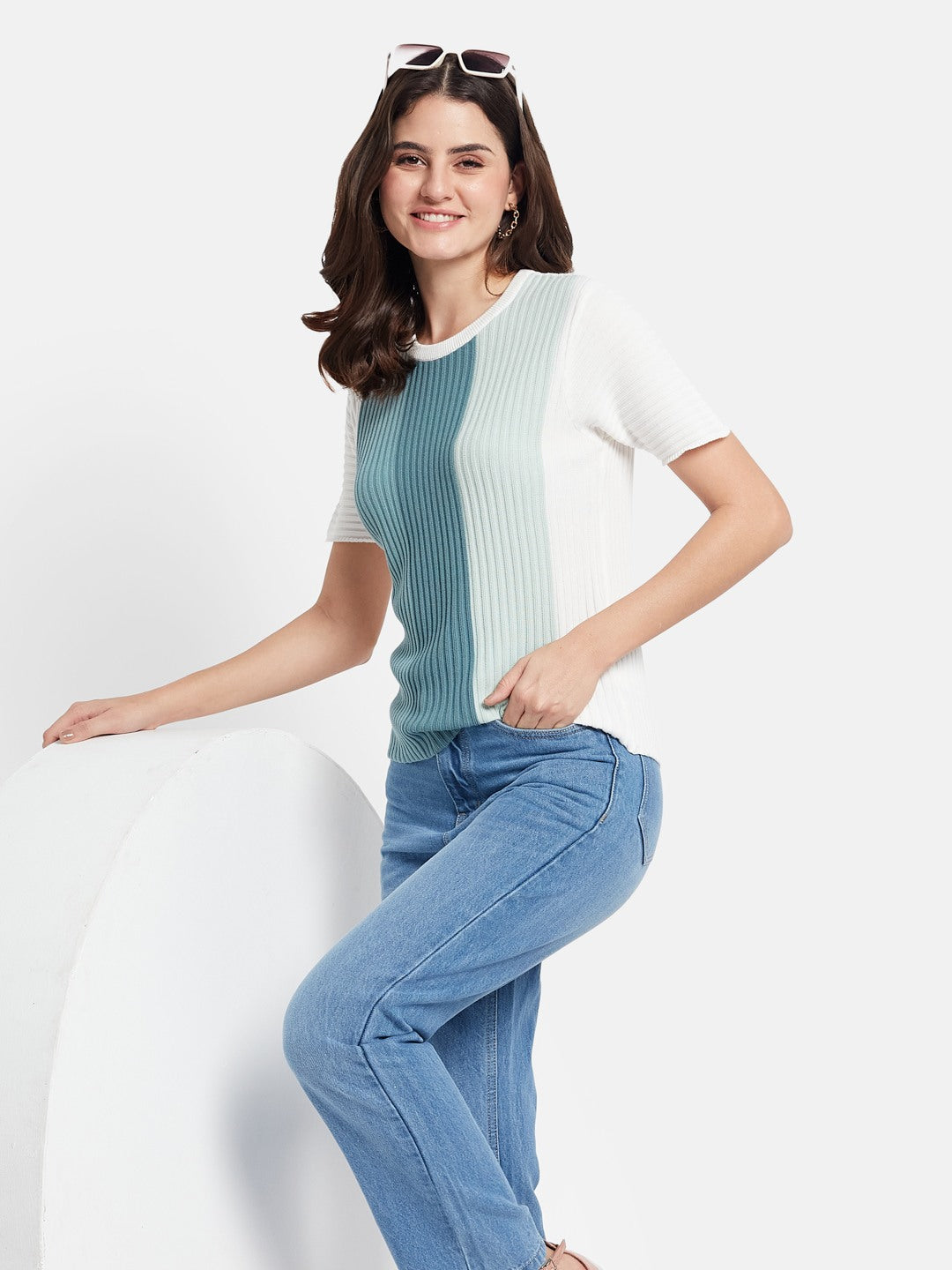 METTLE Women Colourblocked Pockets T-shirt