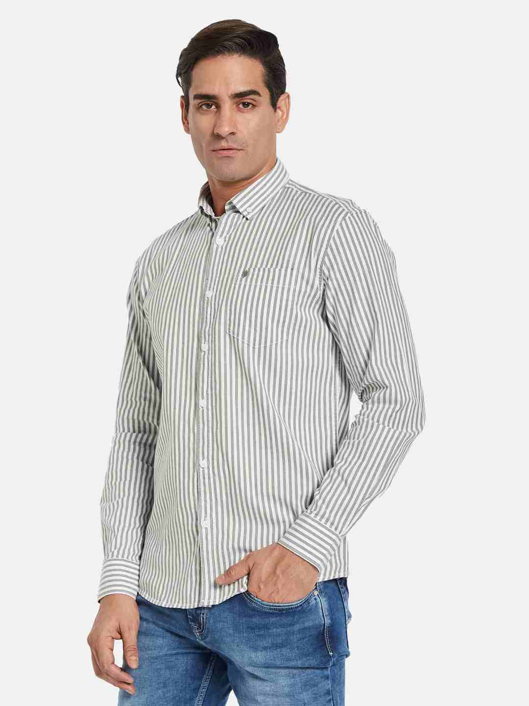 METTLE Men Multi Stripes Opaque Striped Casual Shirt