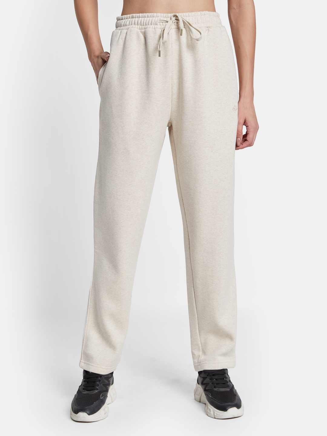 METTLE Women Mid Rise  Track Pants
