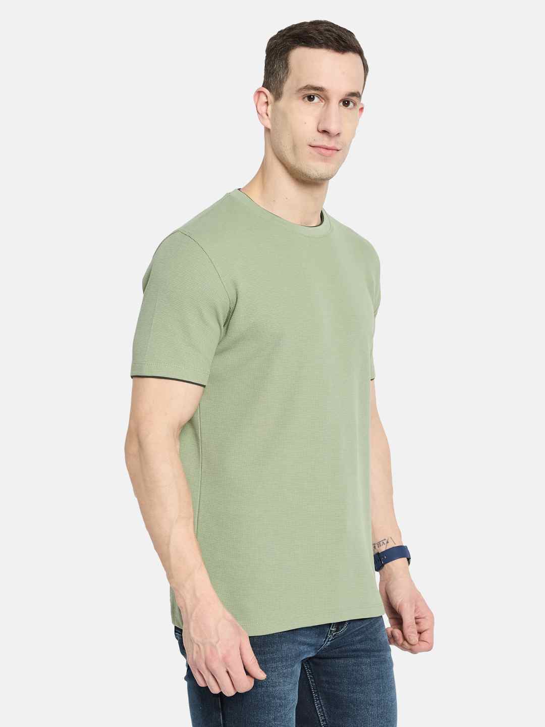 Octave Men T-shirt